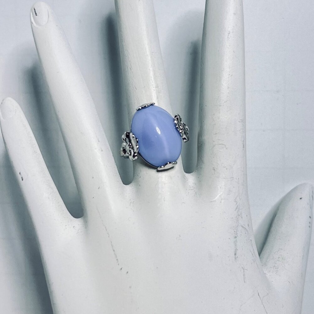 Avon Victorian Splendor Silver Tone & Blue Moonstone Ring Size 8 (R465)